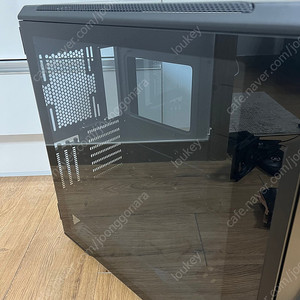 Phanteks Evolv X 블랙 판매합니다.