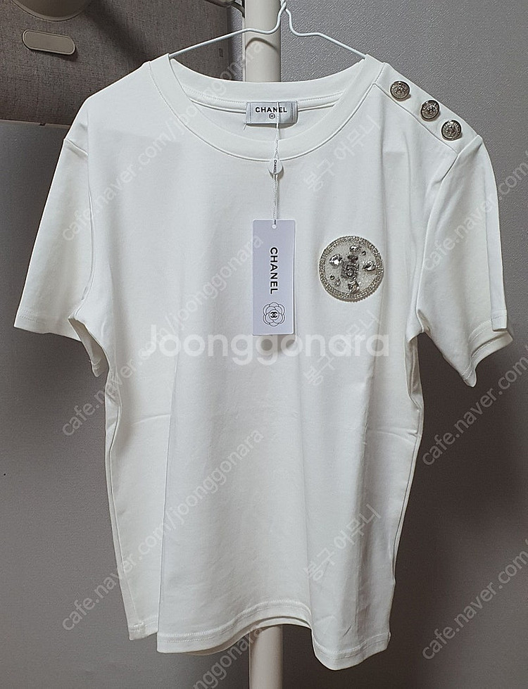 디올여성반팔.샤넬 여성반팔 m사이즈--0