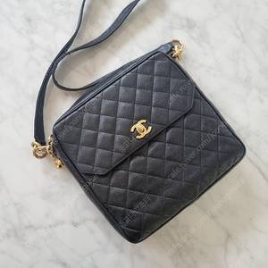 정품 샤넬 CHANEL 빈티지 캐비어 금장 골든볼 코코크러쉬 숄더백 카메라백 남녀공용