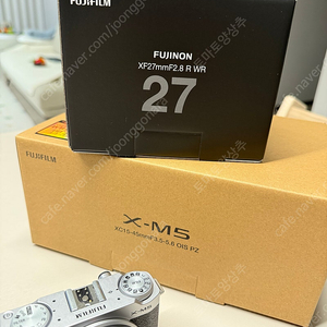 후지필름 X-M5실버 xc1545mm키트 ,단렌즈 xf27mm 신형 일괄 판매합니다