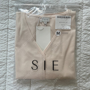 시에 SIE 달리아 브이넥 니트 - 페일핑크 M