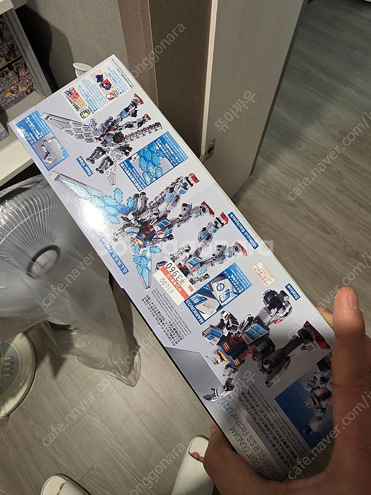 일본 2025엑스포 한정건담 판매--0