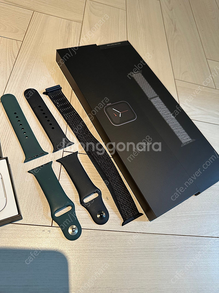 애플워치6 40mm 나이키 스페이스 그레이 팜.--1