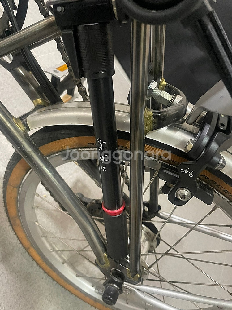 브롬톤 로우라커 M6R 판매(200만원)--3
