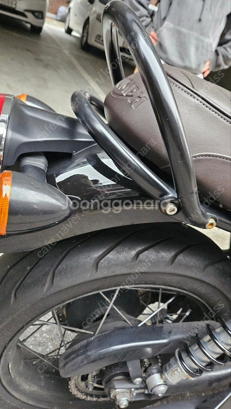 트라이엄프 본네빌 t120 블랙 18년식--5