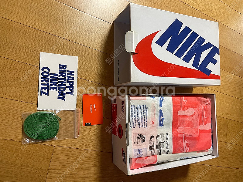 나이키 코르테즈 45주년 한정판 235사이즈 판매합니다...--8