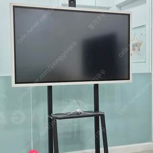 삼성 플립2 보드와 거치대 포함판매합니다 2020년 구매 2020년 7월 사용(사진참고)