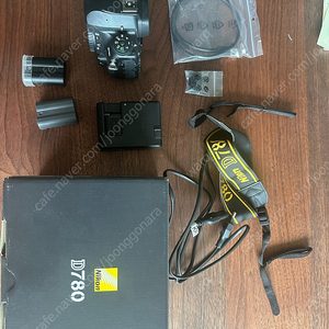 니콘 d780 DSLR 신퓸급 판매 합니다.