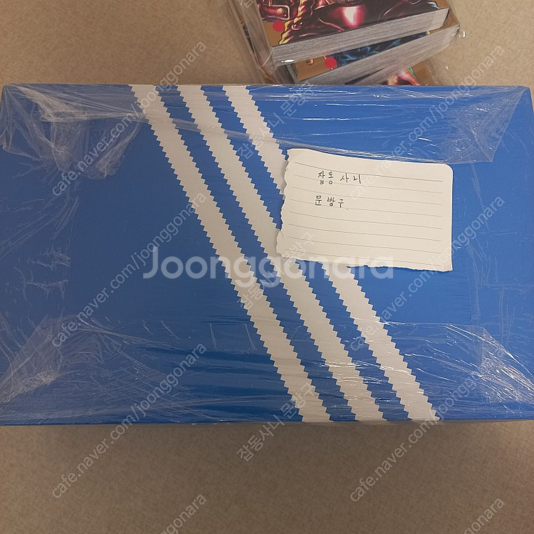 10282 아디다스--0