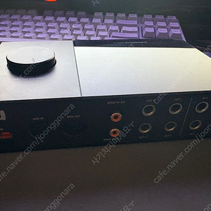 오인페 komplete audio 6 mk2 팝니다.
