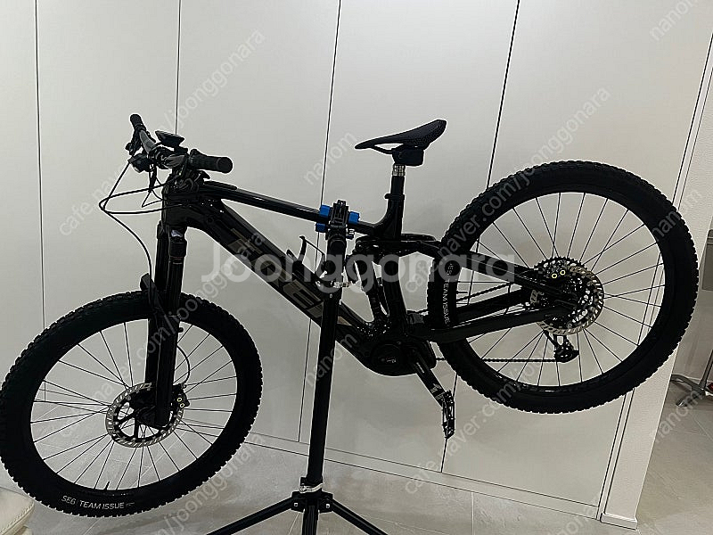 트렉 레일 9.8 630km 주행 24년 7월 구입--4