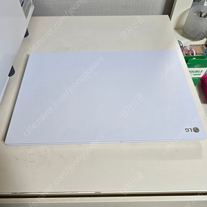 LG 울트라 노트북 AMD5 Rygen5 RAam 32G 팝니다. (15UD40R-GX56X)