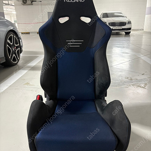 레카로 sr-6 조절식 버킷시트 판매합니다.