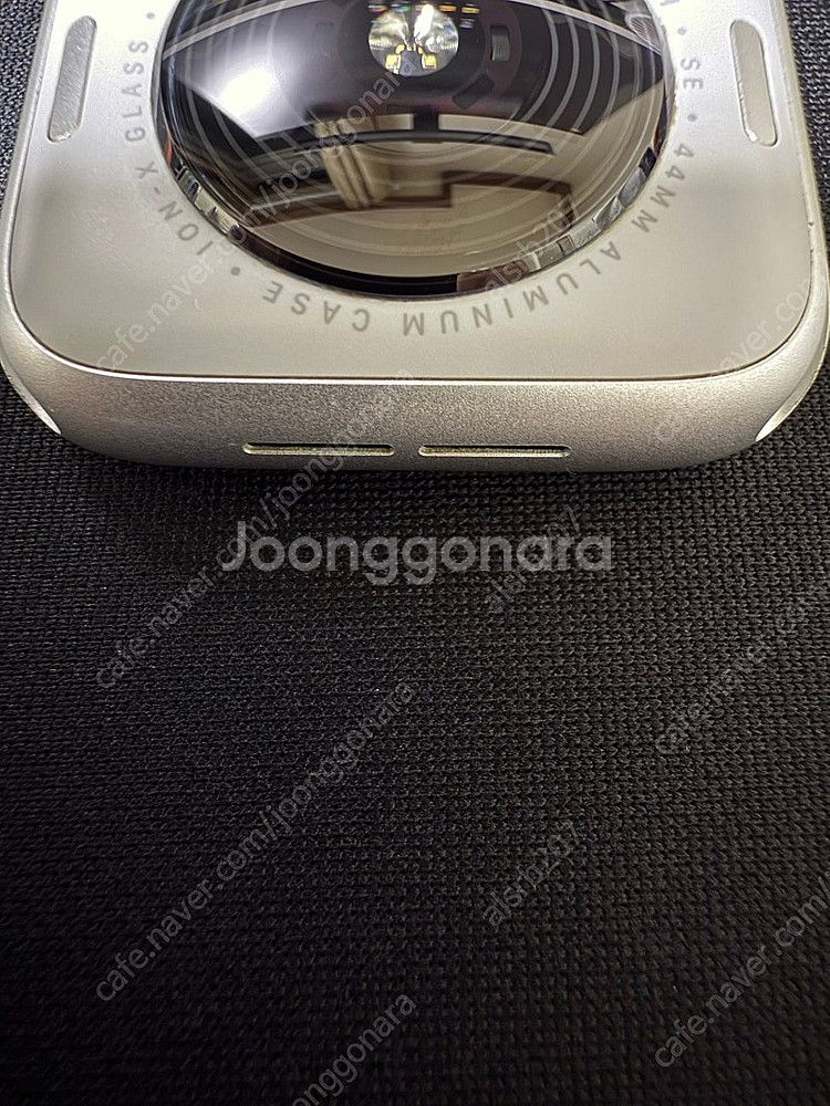 애플워치 SE2 44mm 실버 + 구성품 다수--2
