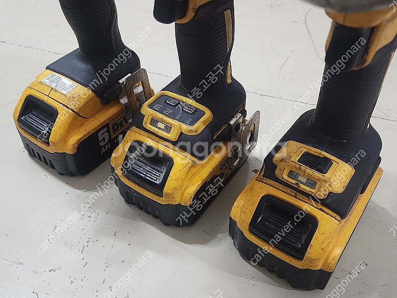 디월트 임팩렌치 (DEWALT DCF 898P2/ DC...--0