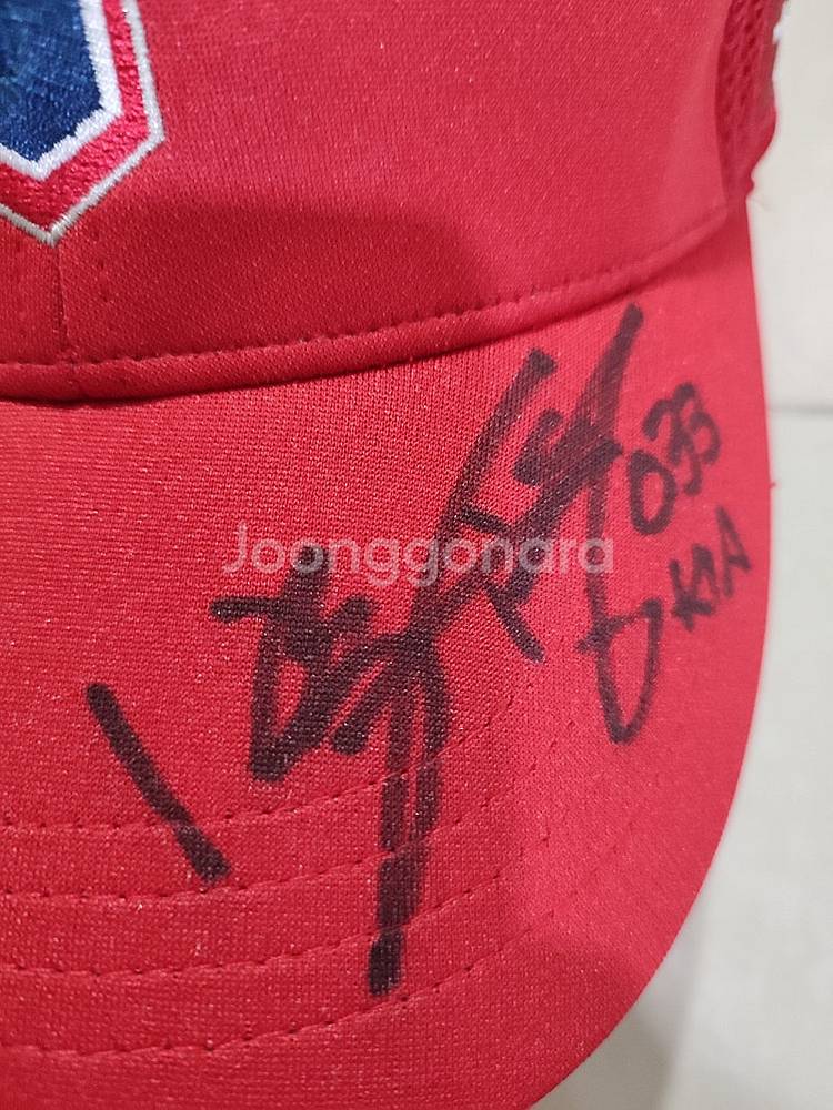 2019 기아 타이거즈 마제스틱 어센틱 모자와 언더셔츠...--1