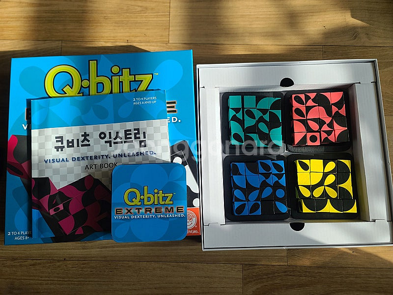 (가격내림) 큐비츠 보드게임 + 톡톡 푸시팝 입니다.--0