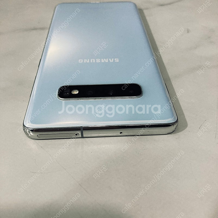 갤럭시 S10플러스 화이트 512기가 무잔상! 11만원...--3