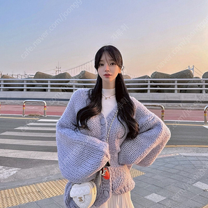 메이윤 핸드메이드 가디건 라일락그레이 새것
