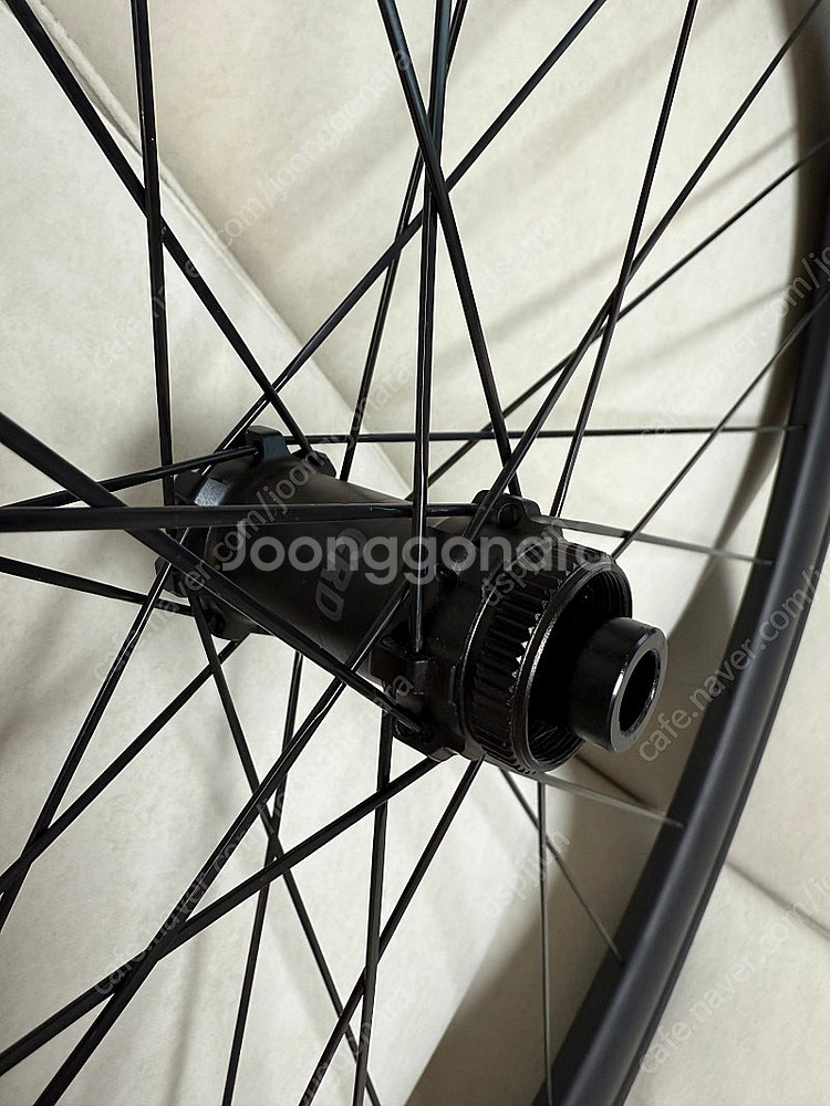 디티스위스 CRD 351 카본 휠셋--6