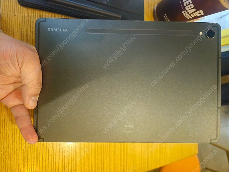 갤럭시탭S9 5G 256기가 판매합니다.(삼성케어플러스 가입중,양도가능)(23년 10월 구매제품) 이미지