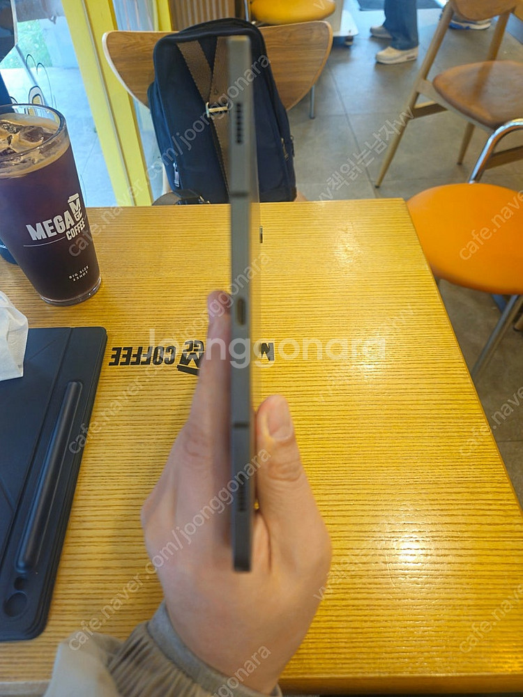 갤럭시탭S9 5G 256기가 판매합니다.(삼성케어플러스 가입중,양도가능)(23년 10월 구매제품)--4