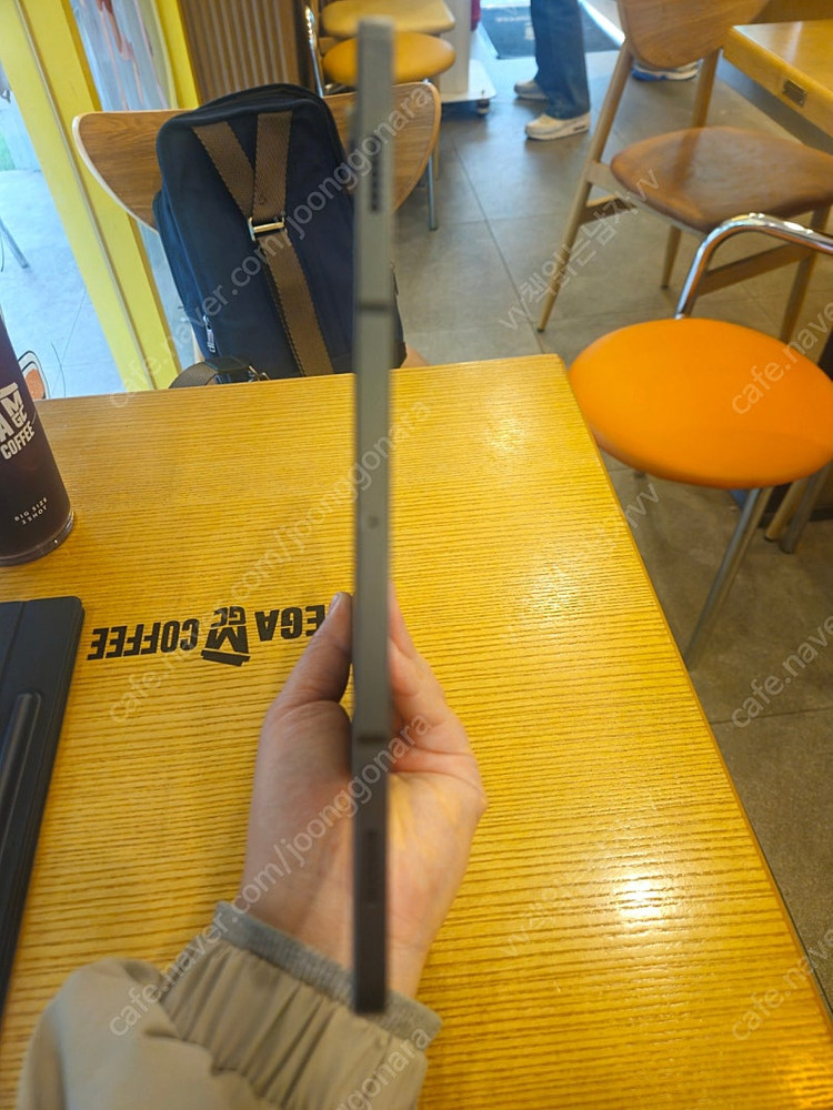 갤럭시탭S9 5G 256기가 판매합니다.(삼성케어플러스 가입중,양도가능)(23년 10월 구매제품) 이미지