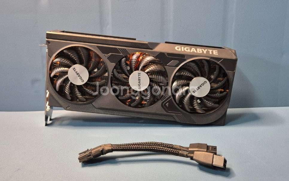 [판매] RTX4070 TI SUPER 아수스 기가바이...--2
