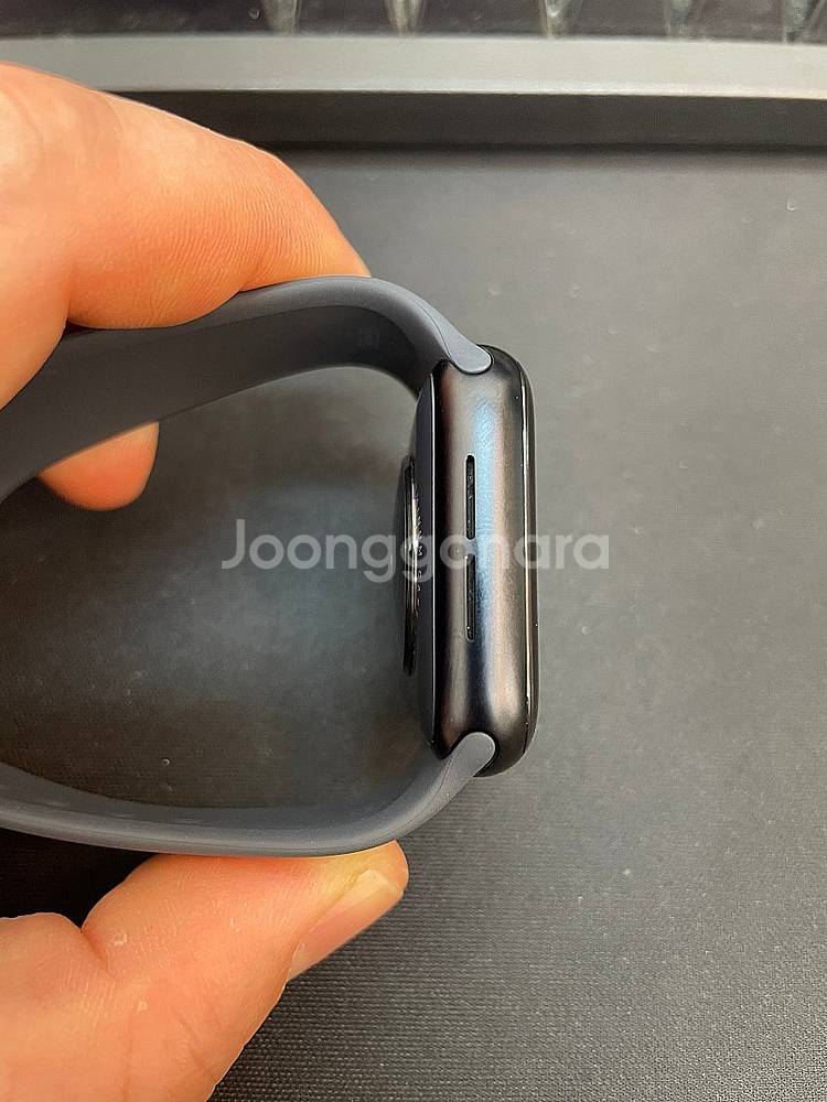애플워치SE2 40mm 블랙 상태좋은중고 18만팝니다.--4