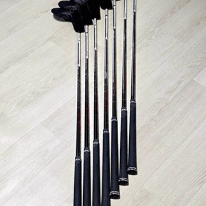 테일러메이드 P790 스틸 7 아이언 (4-PW) / NS MODUS 105 S 샤프트 / 急 판매합니다!!