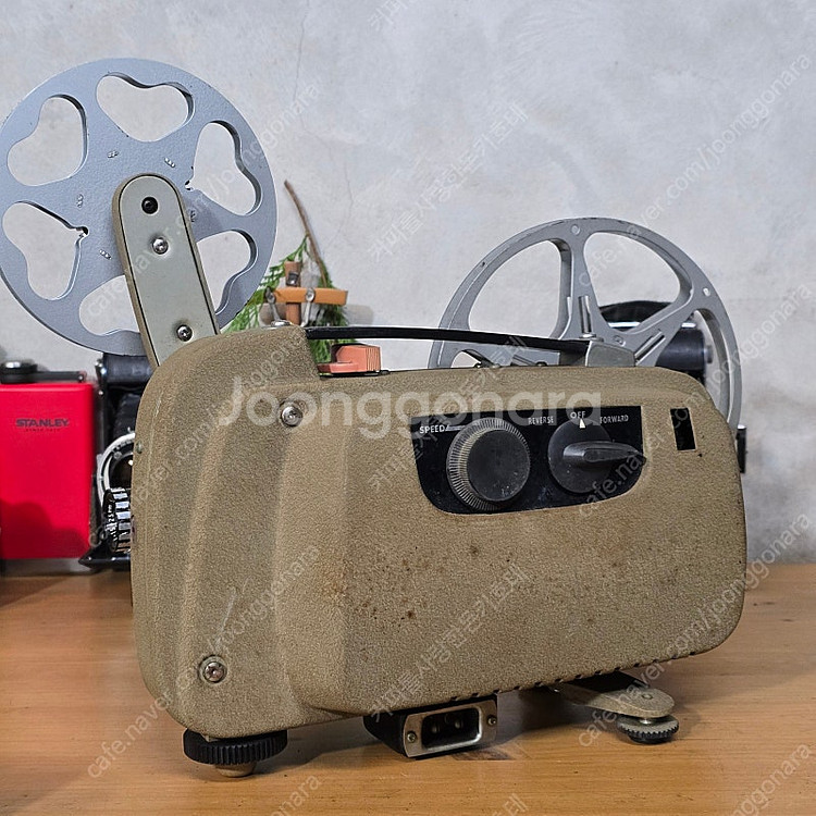 빈티지 8mm 영사기와 카메라 판매합니다.--2