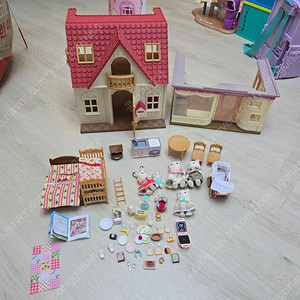 실바니안 2층집 팝니다