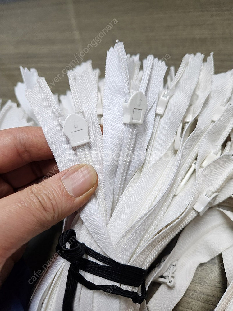 원피스용 / 스커트용 콘솔지퍼 + 바지& 주머니 포켓용 지퍼 700여개 (화이트/블랙)--5