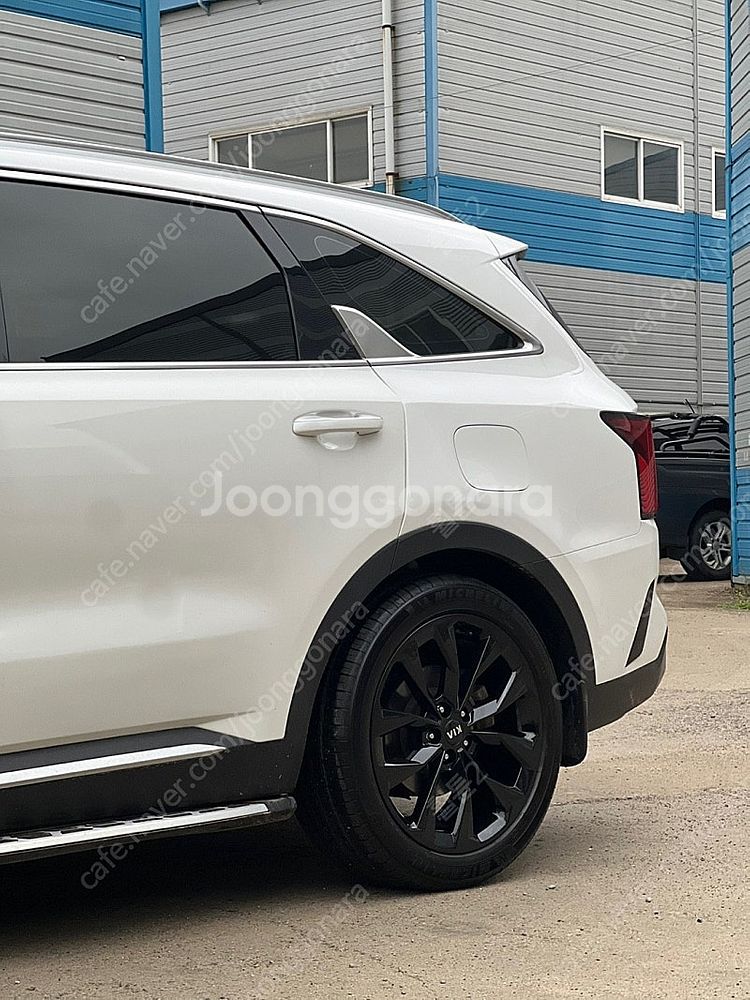 ​쏘렌토MQ4 20인치 그래비티 블랙휠 판매합니다--1