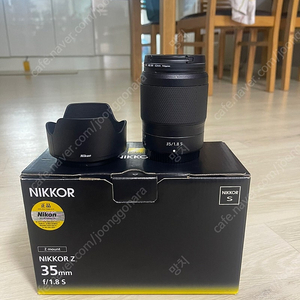 니콘 Z35.8s 신동품 판매합니다. 보호 스킨 붙어있습니다.
