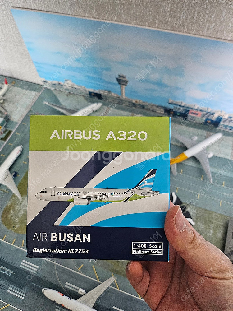 에어부산 Air Busan Airbus A320 HL7...--0