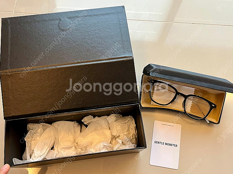 젠틀몬스터 부스터01--0