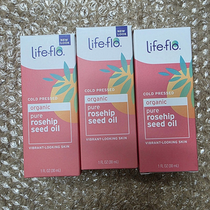 퓨어 로즈힙 씨드오일 3병 팝니다.