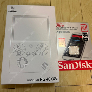 레트로게임기 rg40xxv 투명블랙 128gb