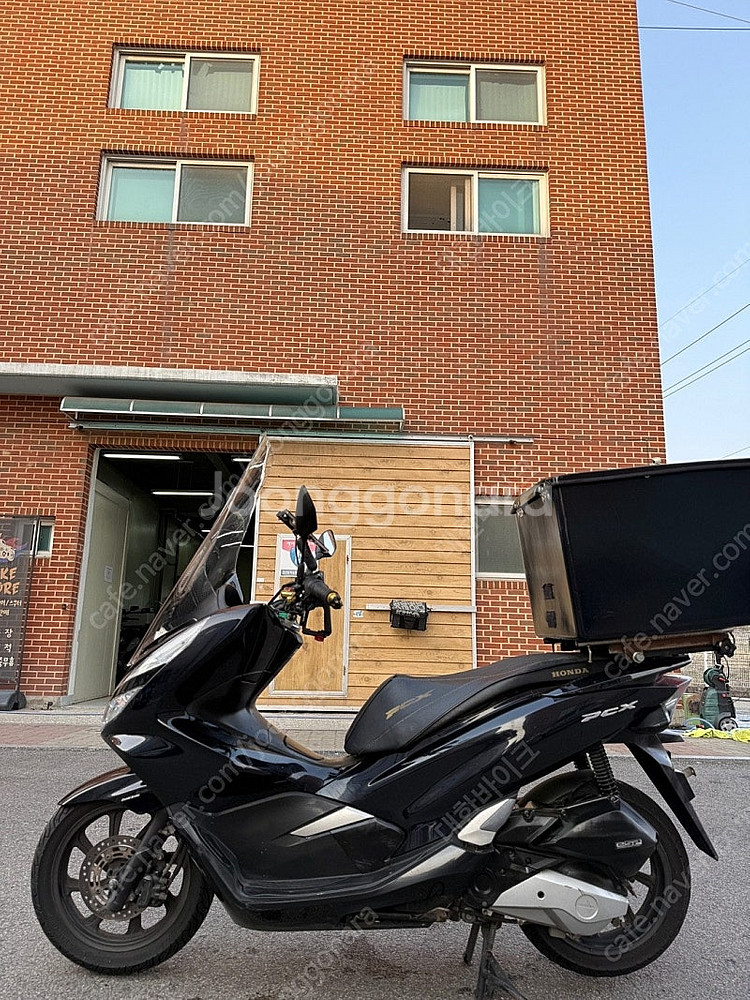 [점검완료]혼다 PCX125 20년식 배달대행세팅 깔끔한바이크 저렴하게 판매합니다!--3