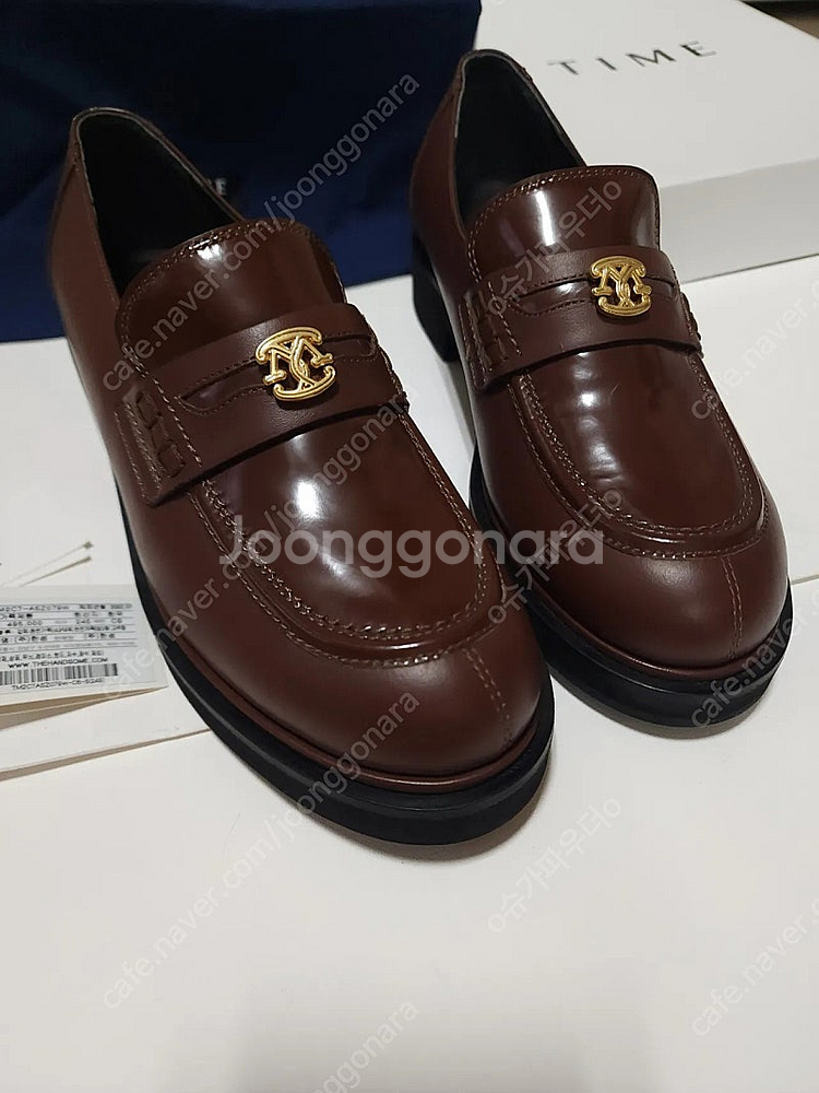 TIME 타임 레더 엠블럼 로퍼 245사이즈 새상품(한섬 슈즈 마인 시스템 랑방컬렉션 스니커즈 구두--2