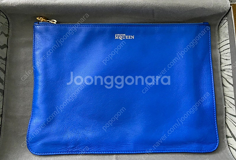 알렉산더 맥퀸 코발트블루 파우치--5