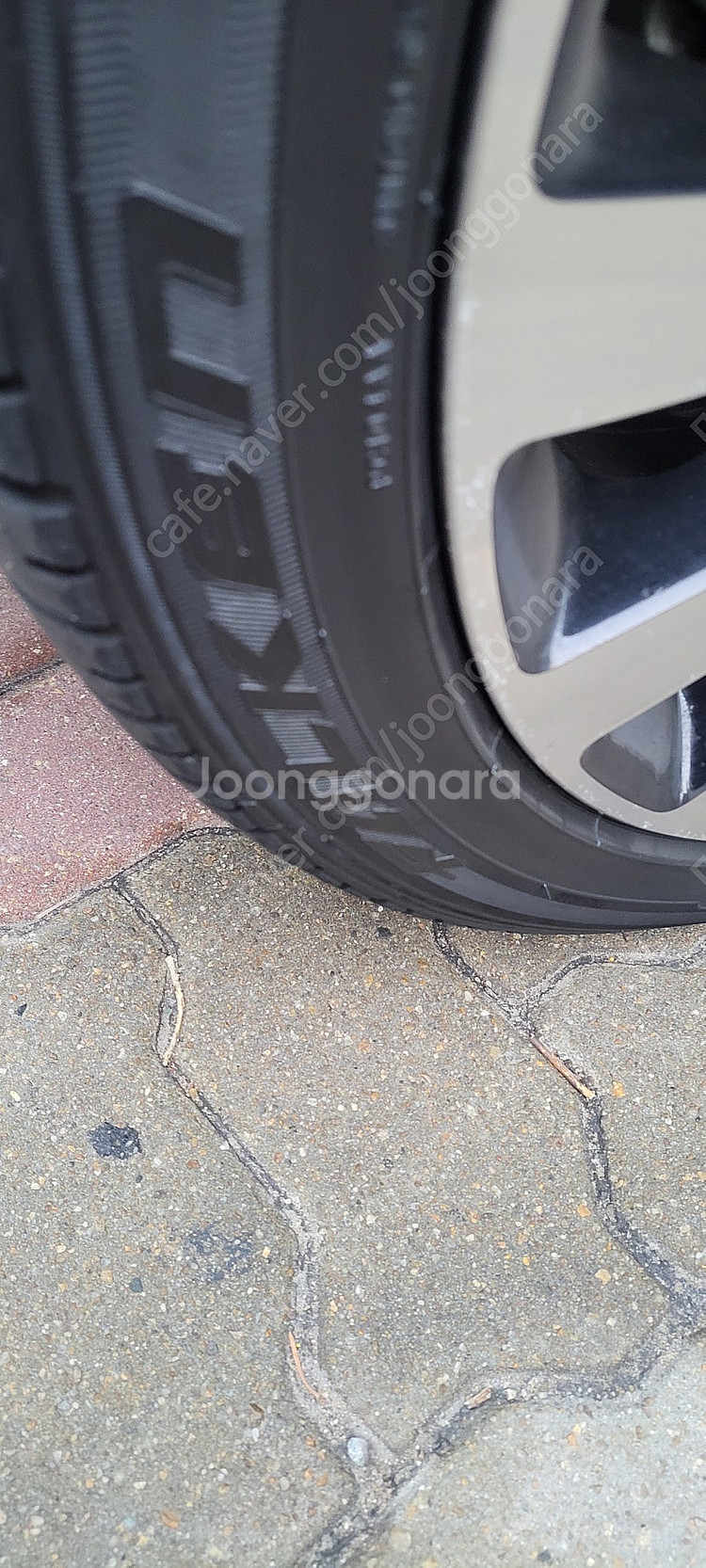 던롭계열 팔켄(falken) 타이어 AZENIS 245...--3