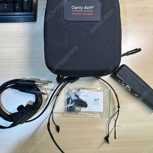 Clarity Aloft Bluetooth 헤드셋 판매 합니다.