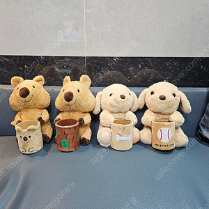 잎사귀 쿼카 연필꽂이 베베,트리랑 뭉뭉이 연필꽂이 뼈다귀랑 공 팔아요