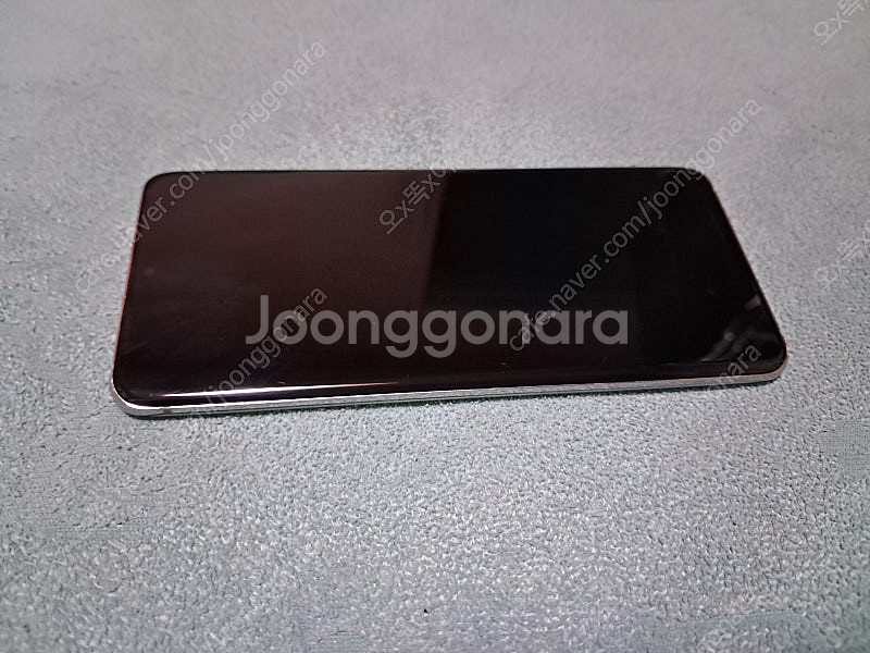 고장난 부품용 갤럭시 S20 충전안됌 힌화면만 켜짐--0