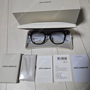 젠틀몬스터 안경 쿠보01 팝니다