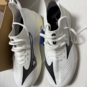 미즈노 네오젠 265 판매합니다.