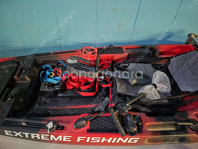 피싱카약 카이로스12.8ft 검빨 + 하이타임3마력가이드 29v배터리 등--2