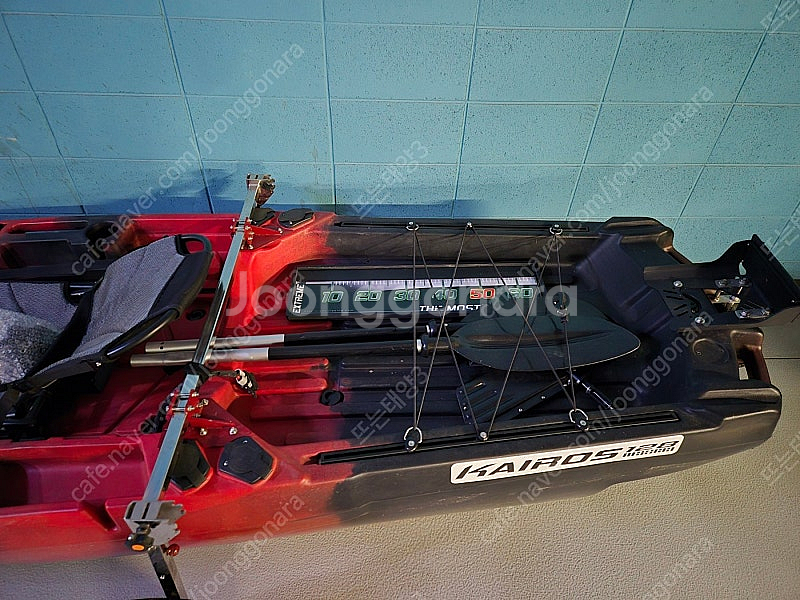 피싱카약 카이로스12.8ft 검빨 + 하이타임3마력가이드 29v배터리 등--3